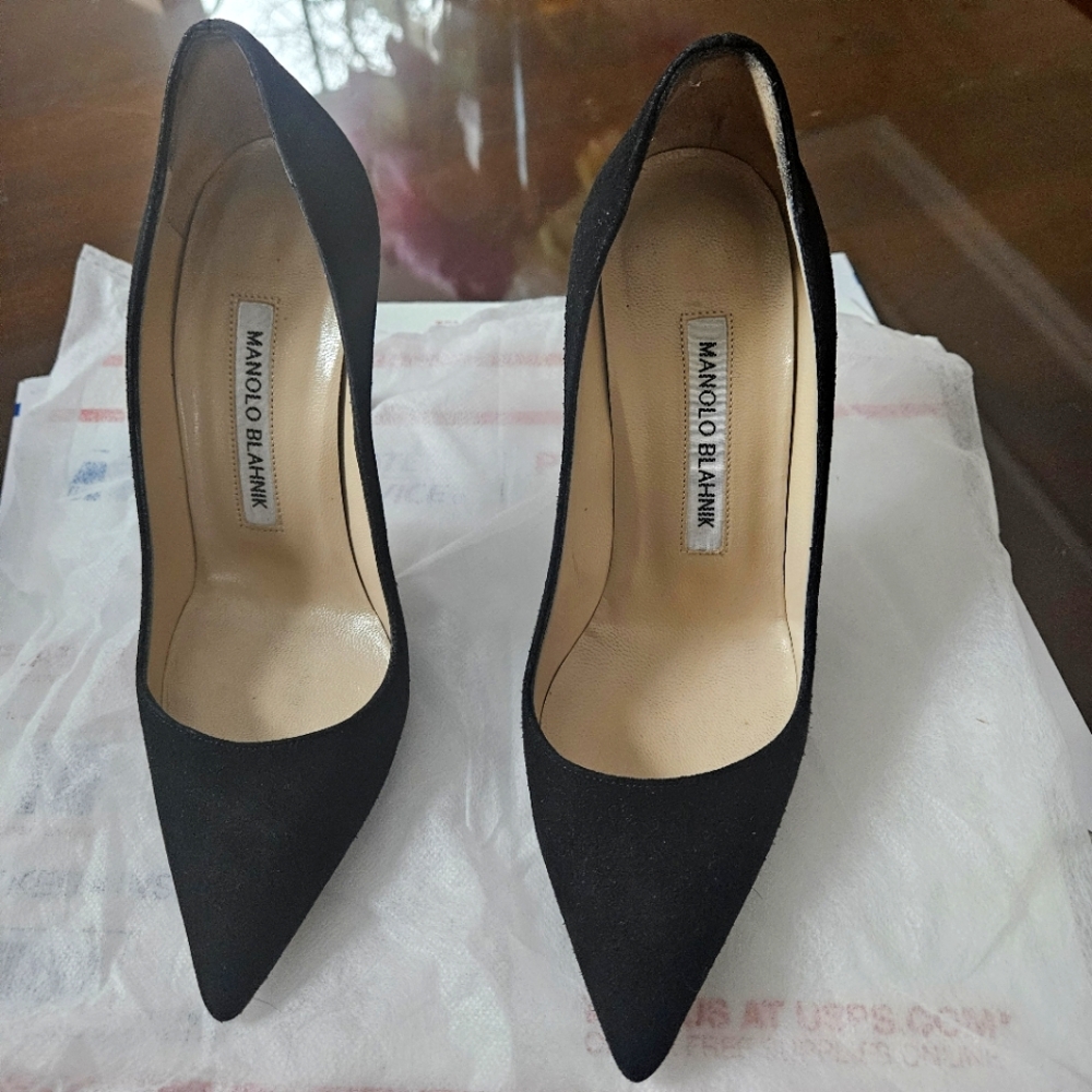 Manolo Blahnik Suede pumps black 34.5